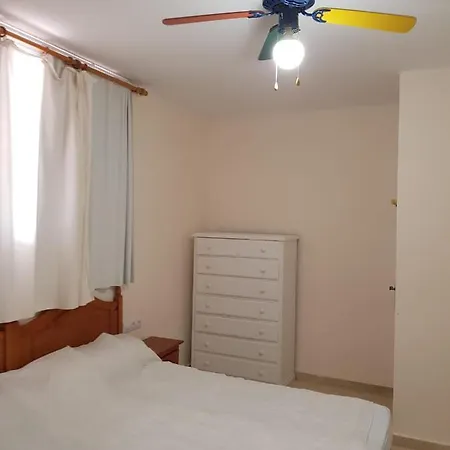 Castillo 6 Apartment *